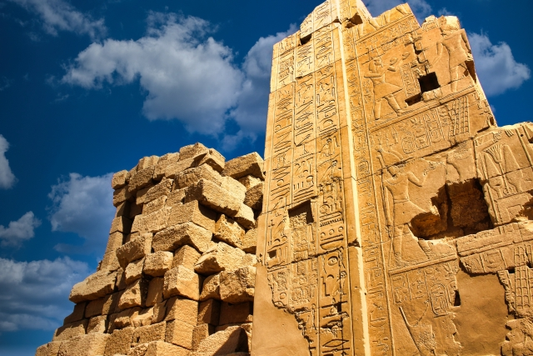 古代エジプト人は猫を神様として崇拝していた！？猫の女神「バステト」の秘密に迫る！